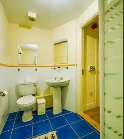 Clontarf Hall Self-catering Student