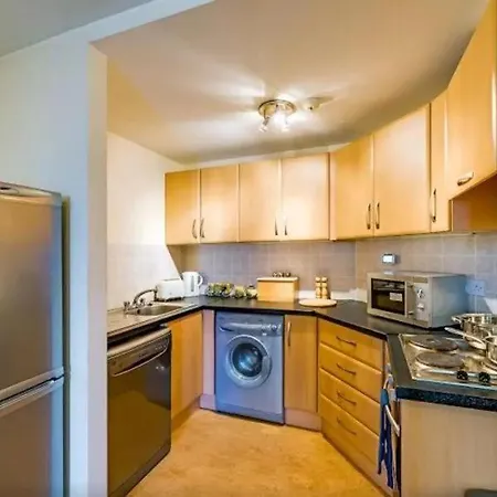 Clontarf Hall Self-catering Student *